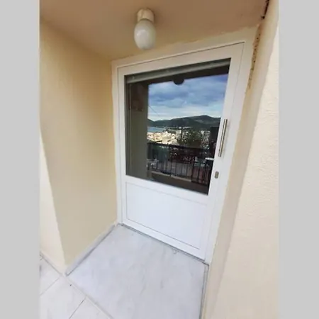 Appartement με συμπάθεια-with Sympathy - Private Parking