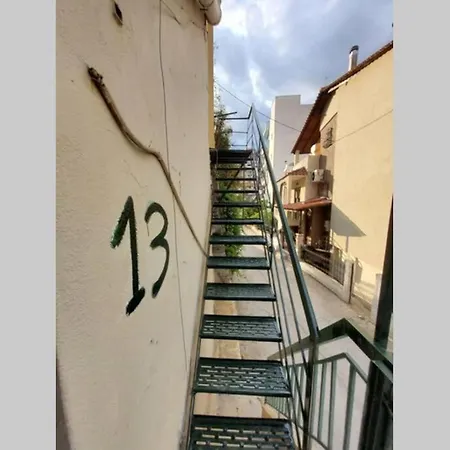 με συμπάθεια-with Sympathy - Private Parking * 카발라