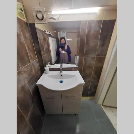 με συμπάθεια-with Sympathy - Private Parking *