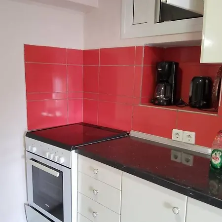 με συμπάθεια-with Sympathy - Private Parking Appartement