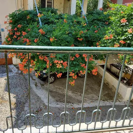 με συμπάθεια-with Sympathy - Private Parking