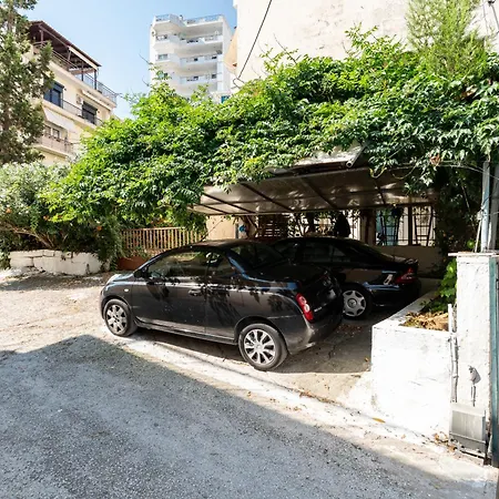 με συμπάθεια-with Sympathy - Private Parking カヴァラ
